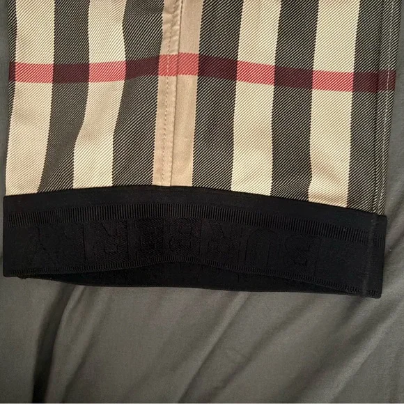 Burberry Beige and Black Check Leggings - Picture 2 of 3